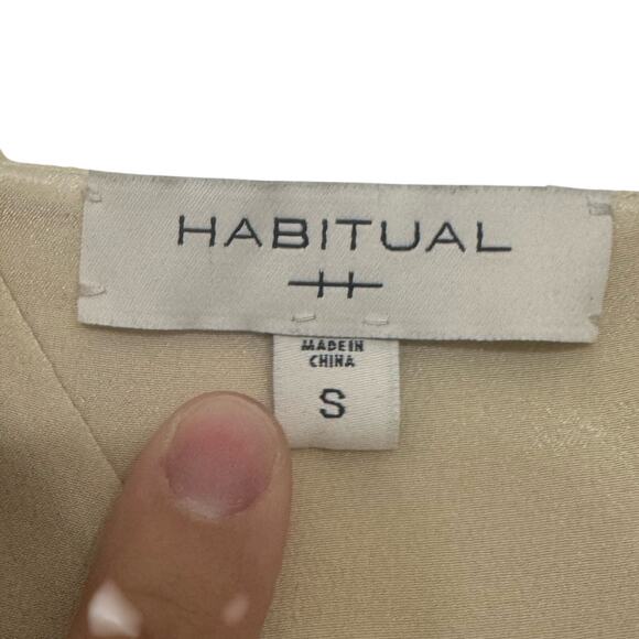 Habitual Tan Nude Camisole V-Neck Criss Cross Back Womens Top Size Small - Picture 3 of 5